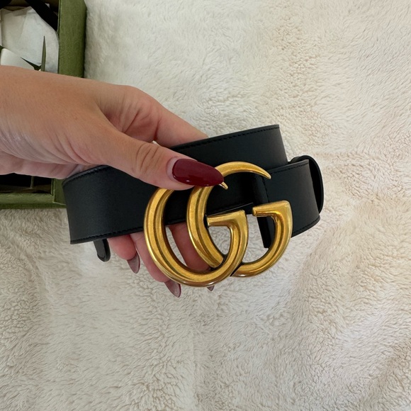 Gucci Leather Belt with Iconic GG Buckle new in a box with receipt - Picture 1 of 6